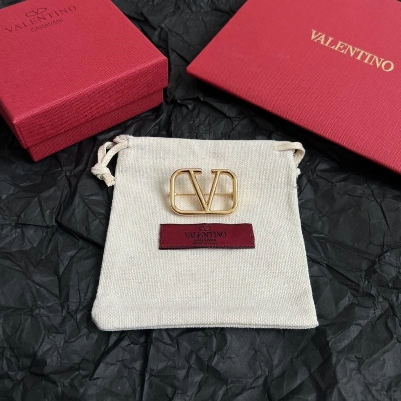 Breathable Valentino Brooches 208433