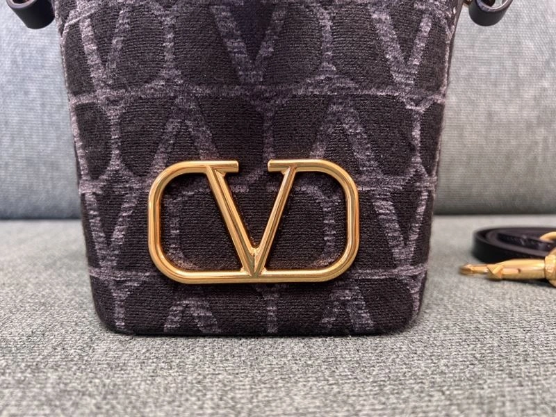 QuickDry Valentino Bucket Bags 60061