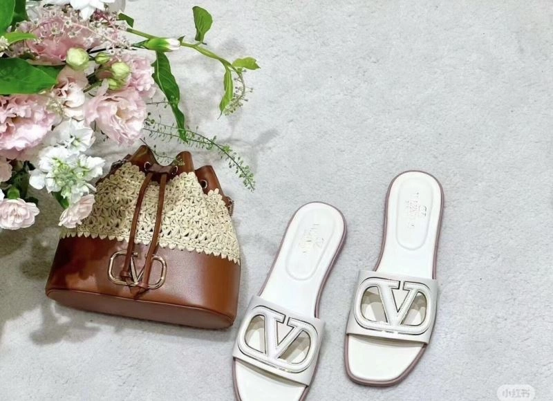 Upgraded Valentino Bucket Bags 60058