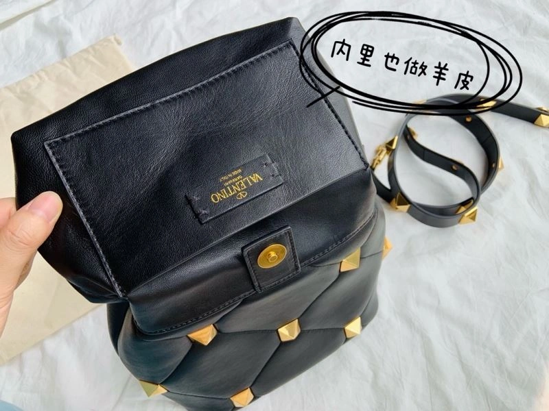 RelaxedFit Valentino Bucket Bags 60046