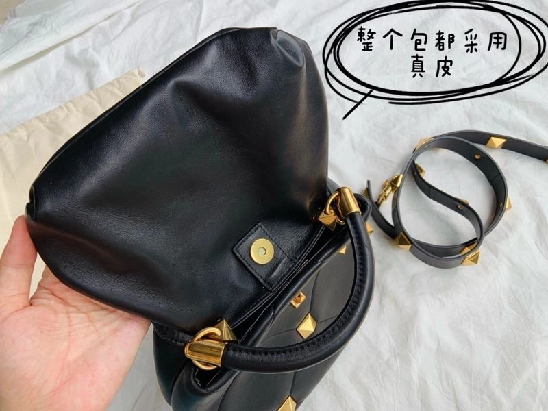 RelaxedFit Valentino Bucket Bags 60046