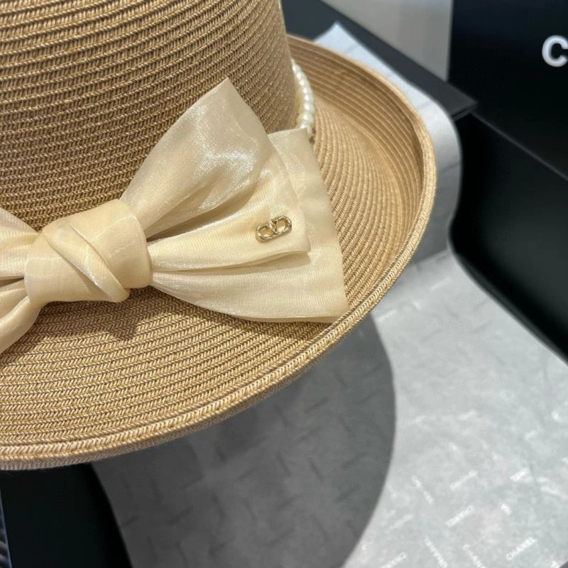 Valentino Caps Seasonal 261077