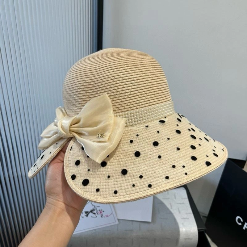 Valentino Caps Fashionable 261534