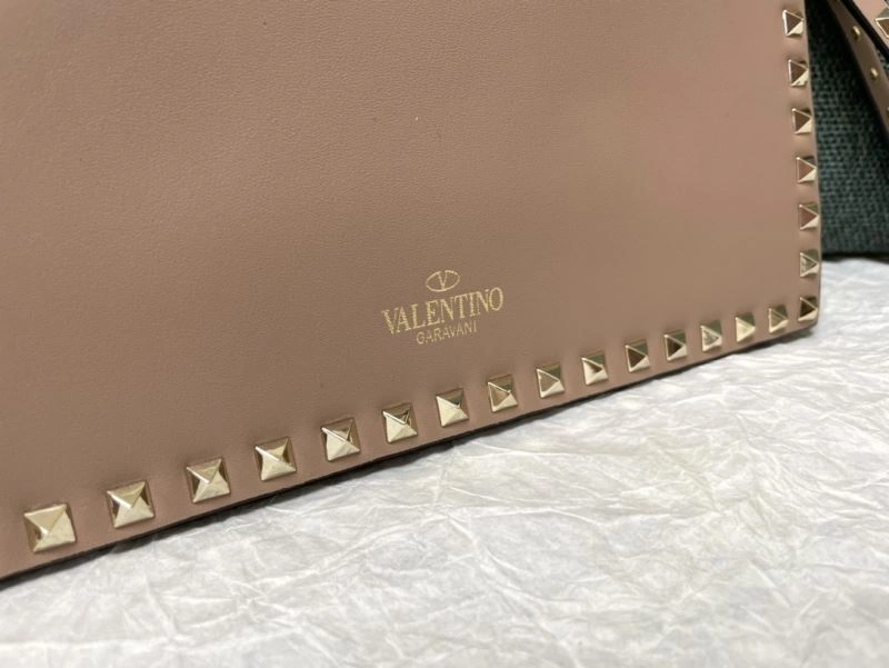 Valentino Clutch Bags WaterResistant 60037