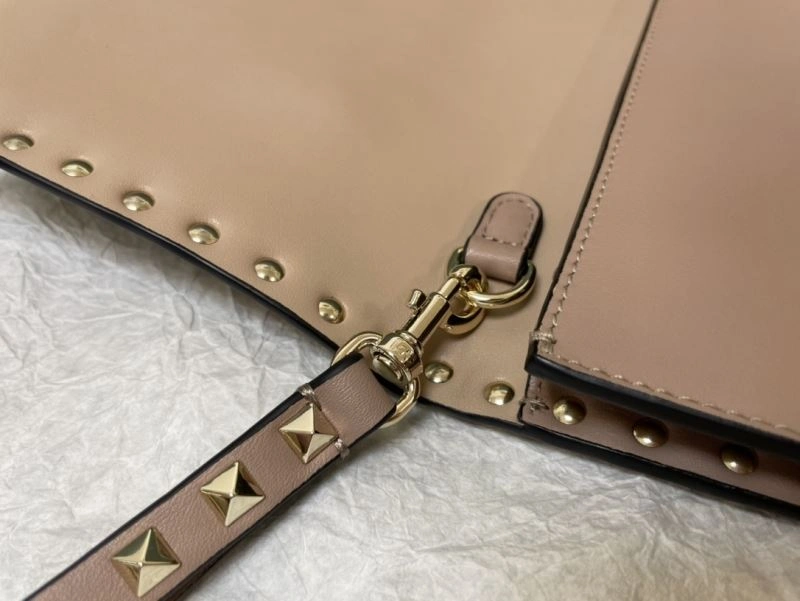 Valentino Clutch Bags WaterResistant 60037