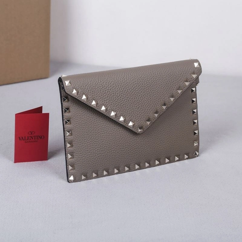 Lightweight Valentino Clutch Bags 60032