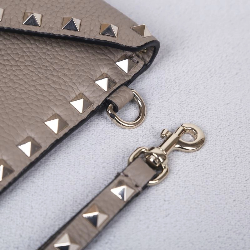 Lightweight Valentino Clutch Bags 60032