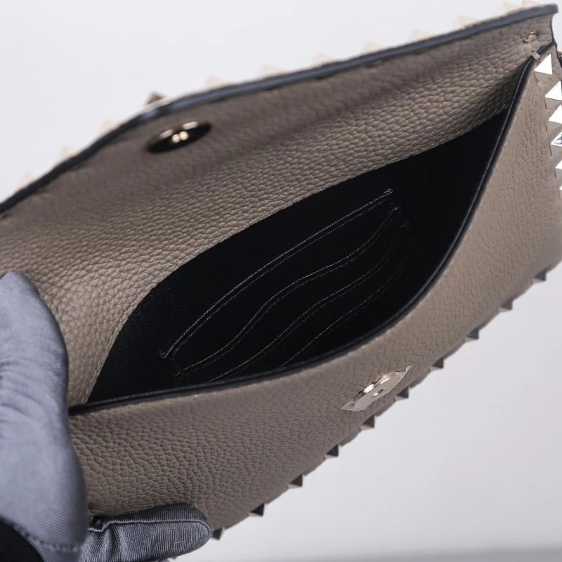 Lightweight Valentino Clutch Bags 60032