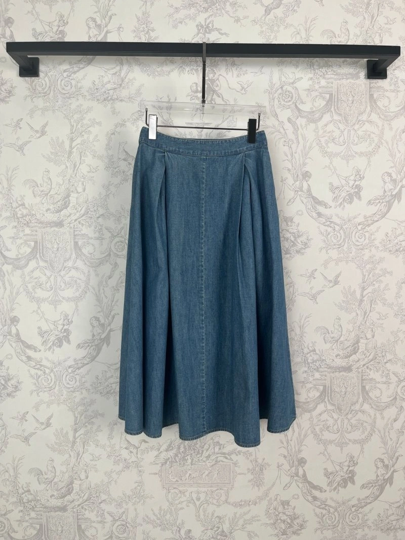 Compact Valentino Dress Suits 174292