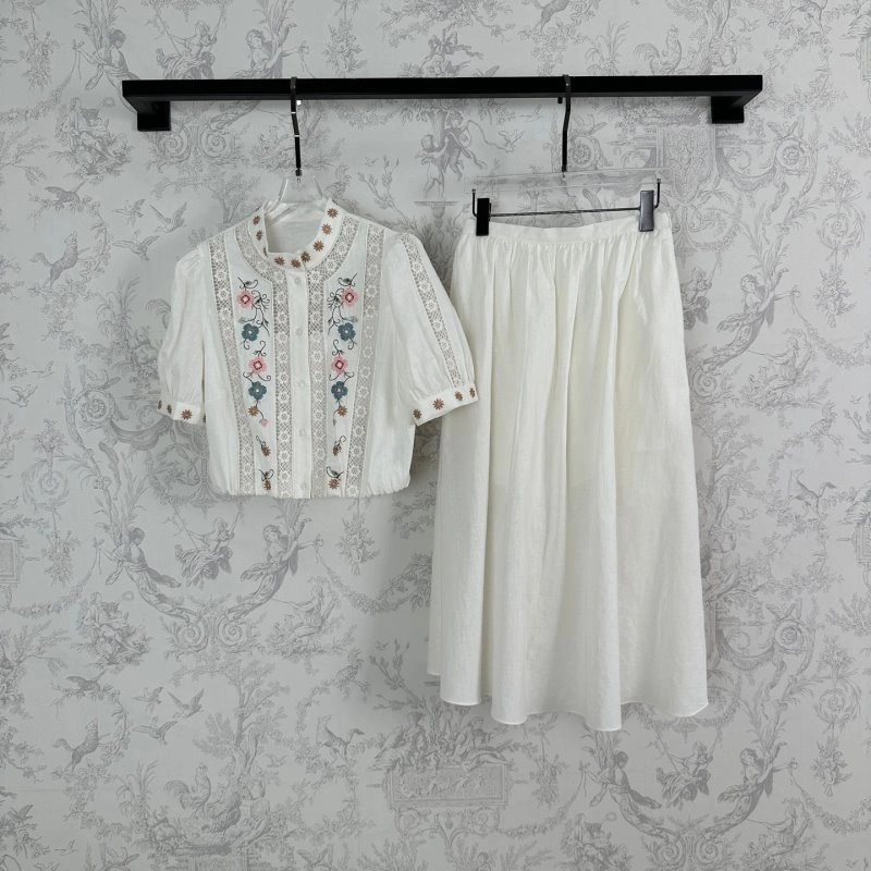 Neat Valentino Dress Suits 174289