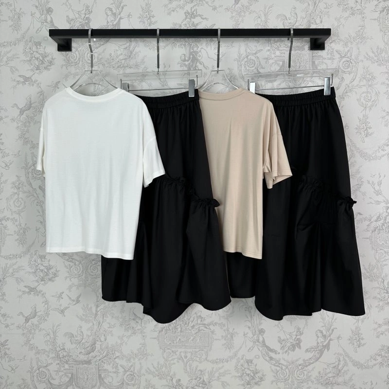 Cozy Valentino Dress Suits 174285