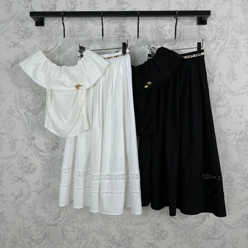 Reliable Valentino Dress Suits 174595