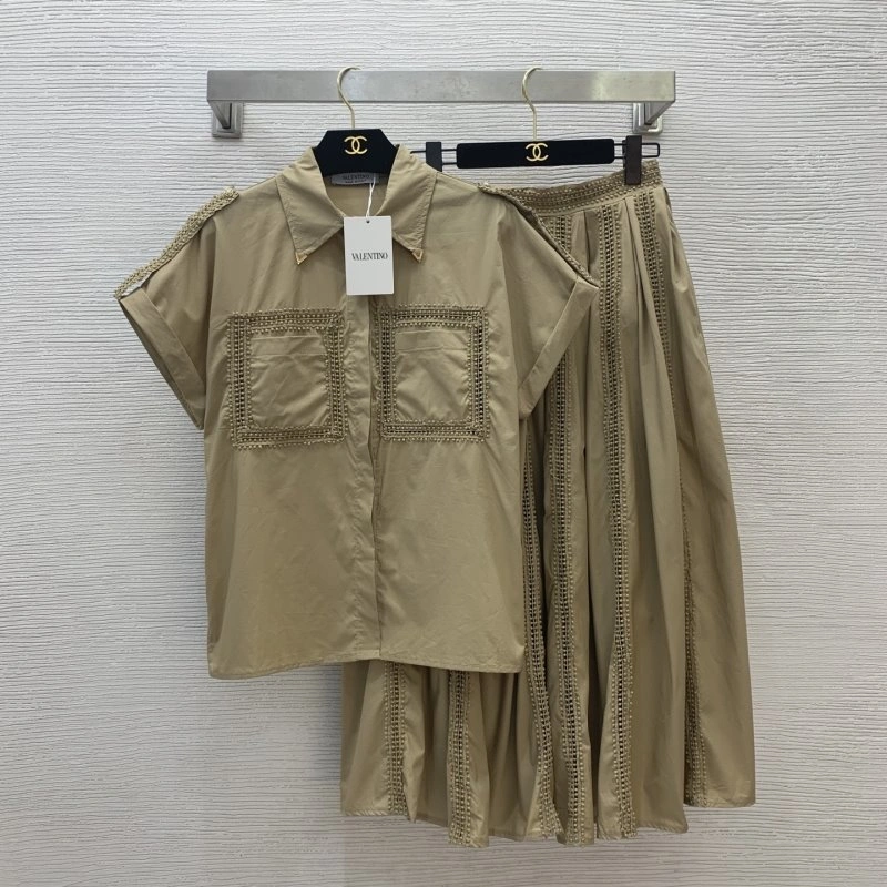 Trendsetting Valentino Dress Suits 174175