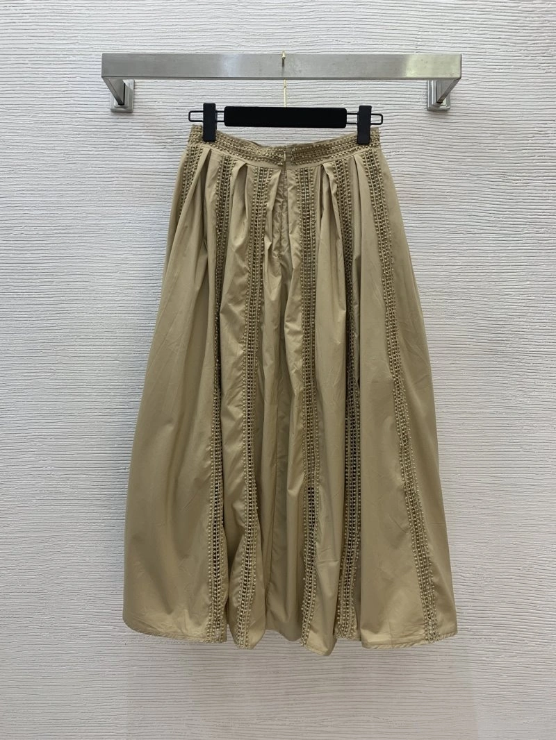 Trendsetting Valentino Dress Suits 174175