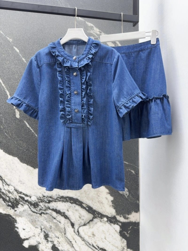 Seasonal Valentino Dress Suits 174495