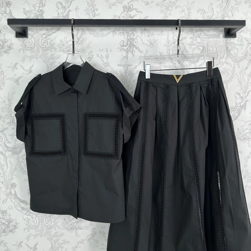 Valentino Dress Suits GoAnywhere 174496