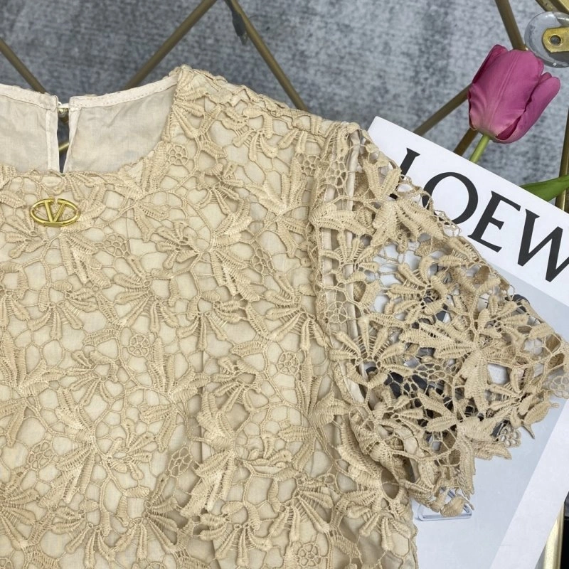 ModernLook Valentino Dress Suits 174489