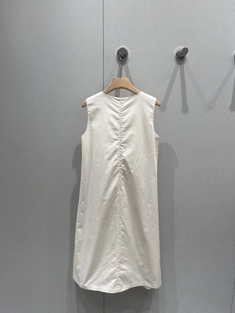 Supportive Valentino Dress 174378