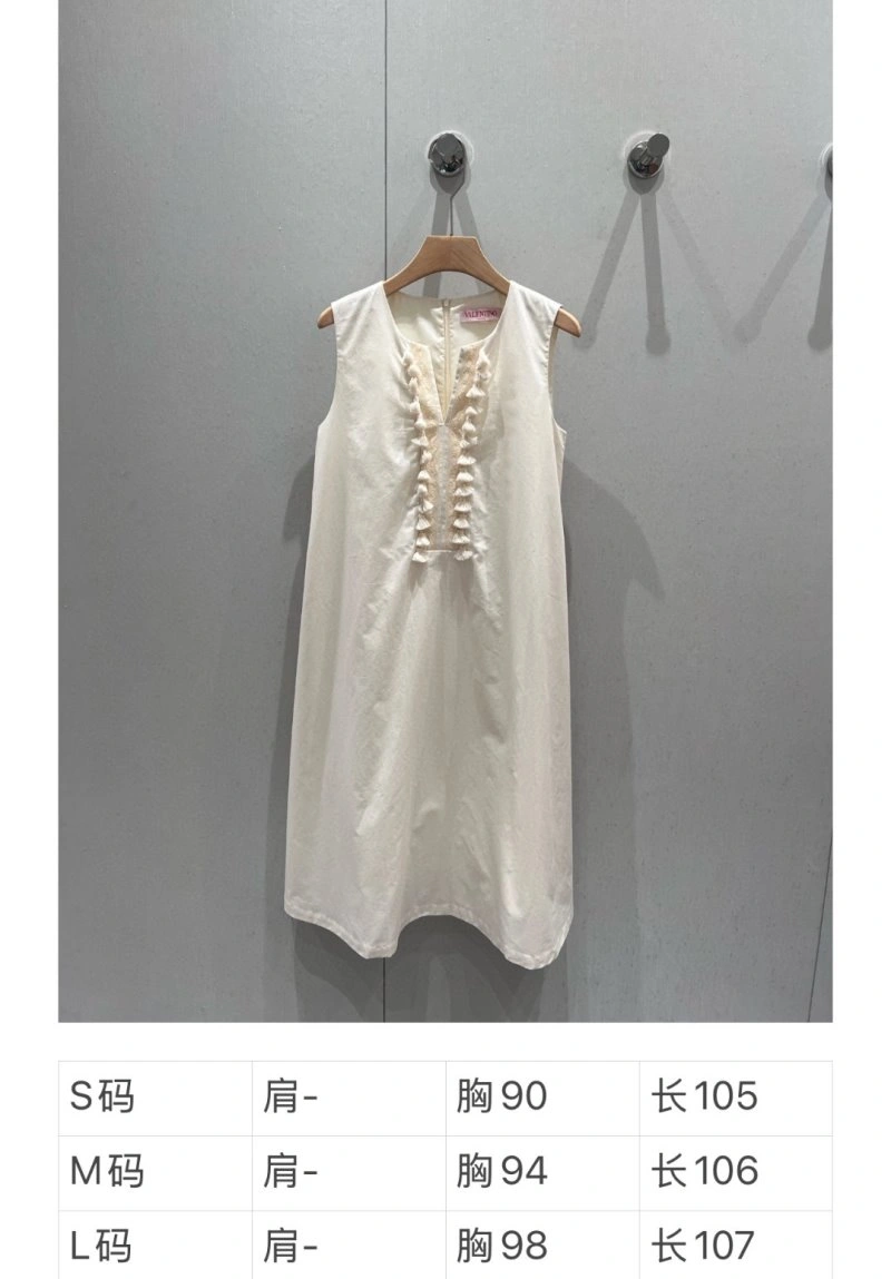 Supportive Valentino Dress 174378
