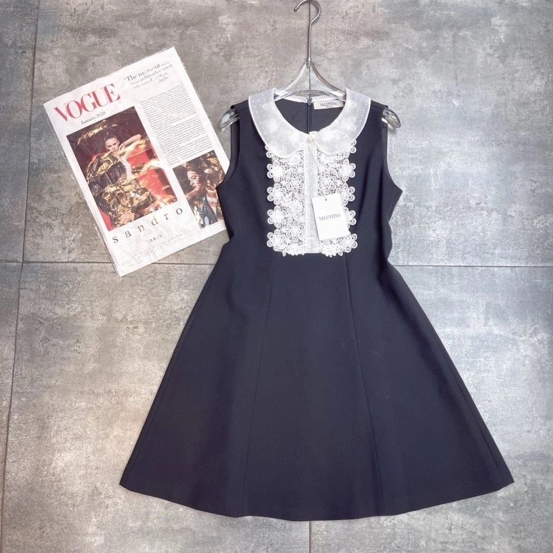 Valentino Dress Sophisticated 174370