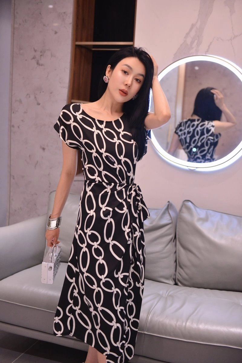 MoistureWicking Valentino Dress 174338