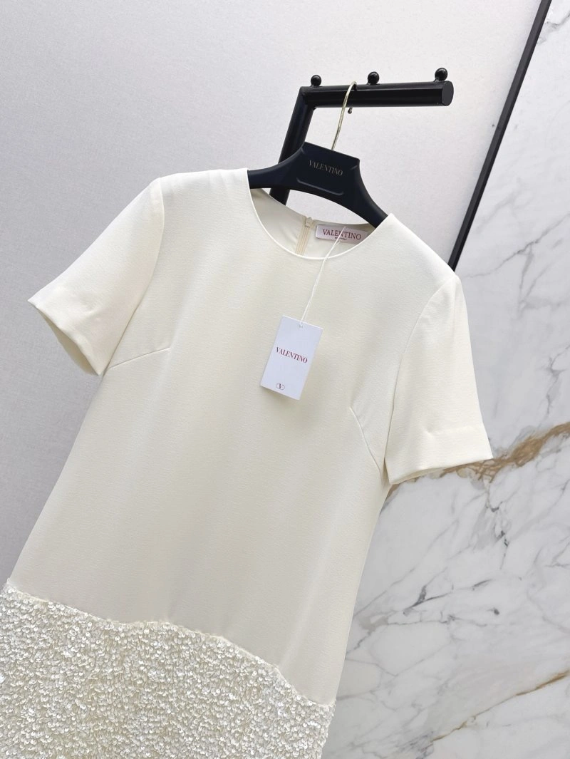 Supportive Valentino Dress 174188
