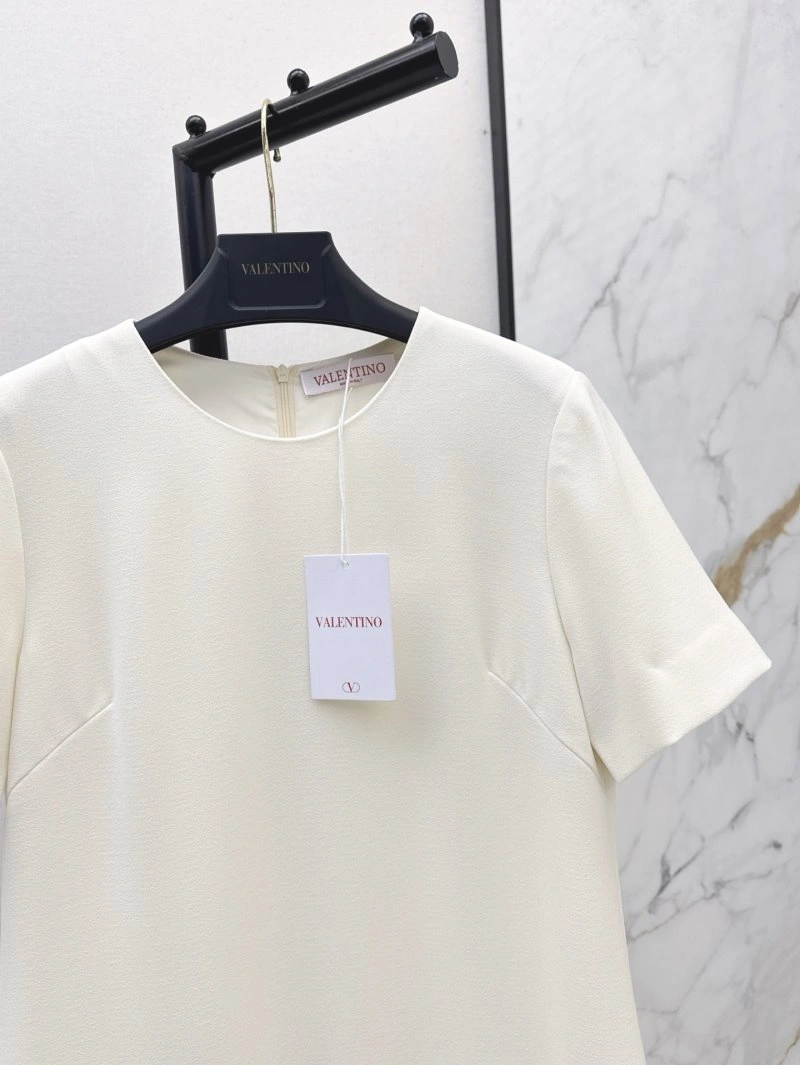Supportive Valentino Dress 174188