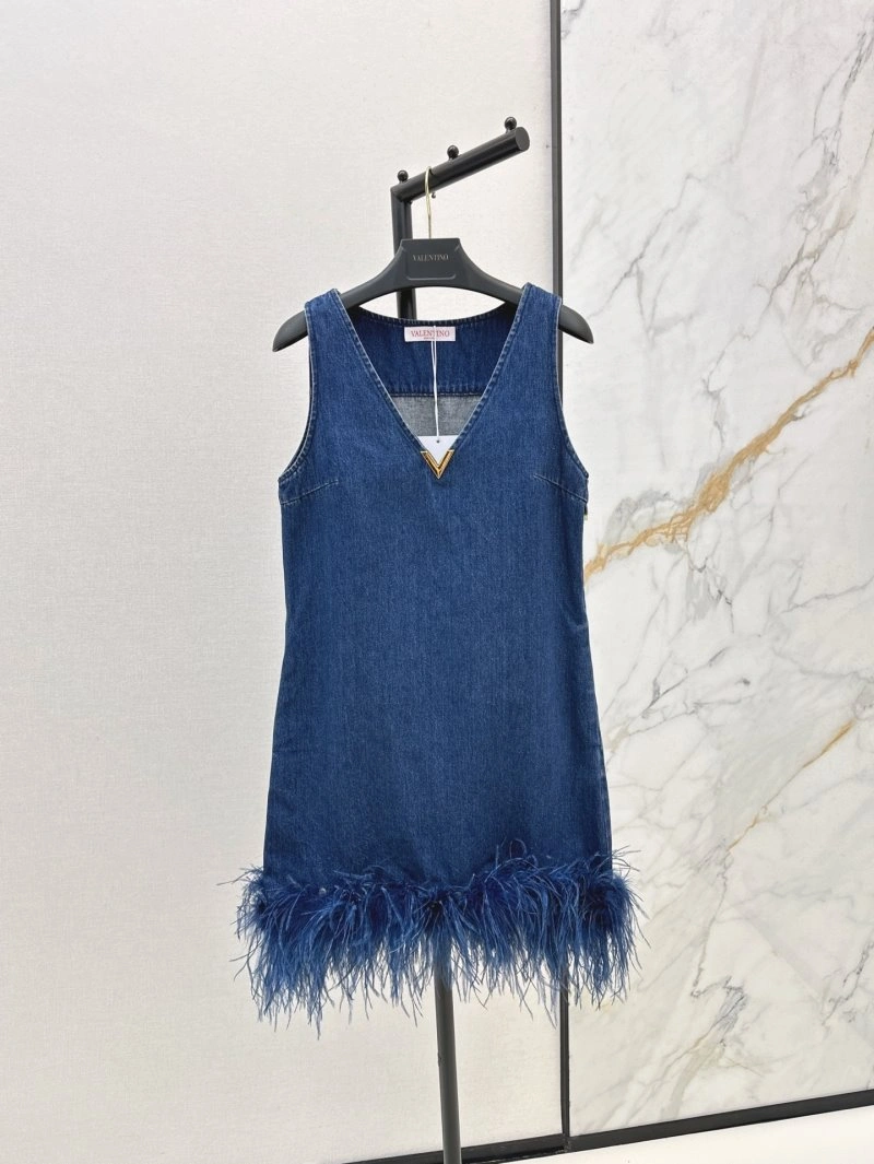Upgraded Valentino Dress 174222
