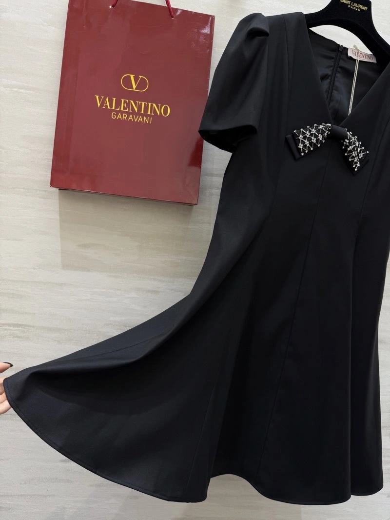 UrbanStyle Valentino Dress 174448