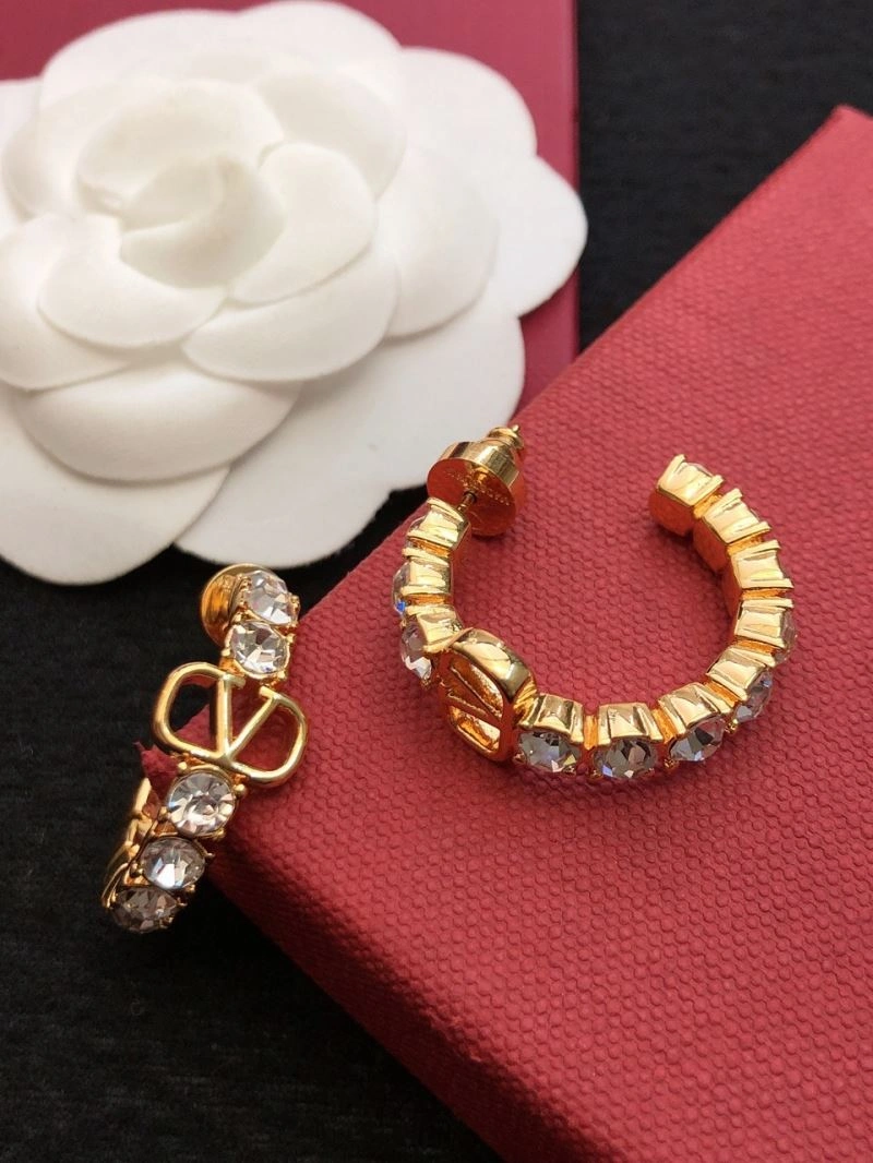 GoAnywhere Valentino Earrings 213624