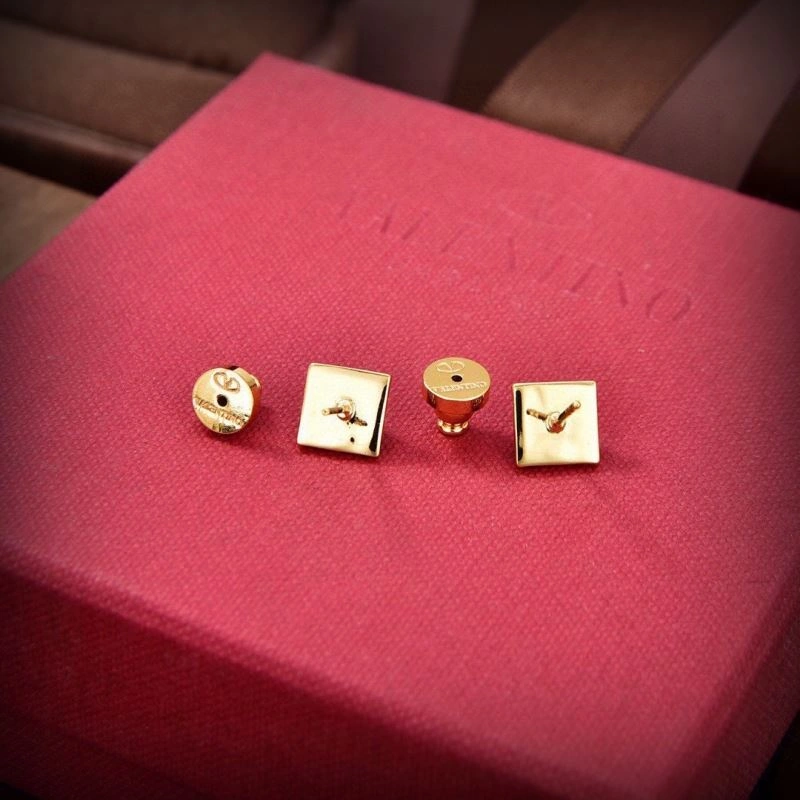 Valentino Earrings TimelessDesign 213623