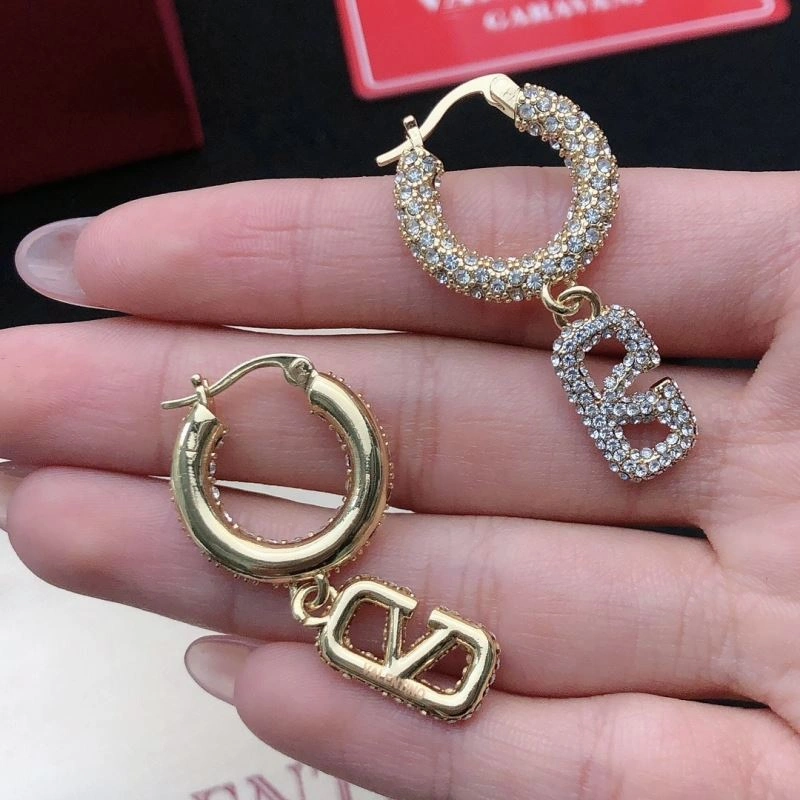 Lightweight Valentino Earrings 213621