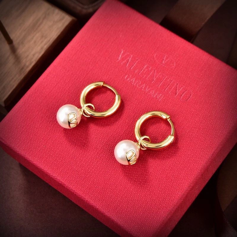 Valentino Earrings Sleek 213614