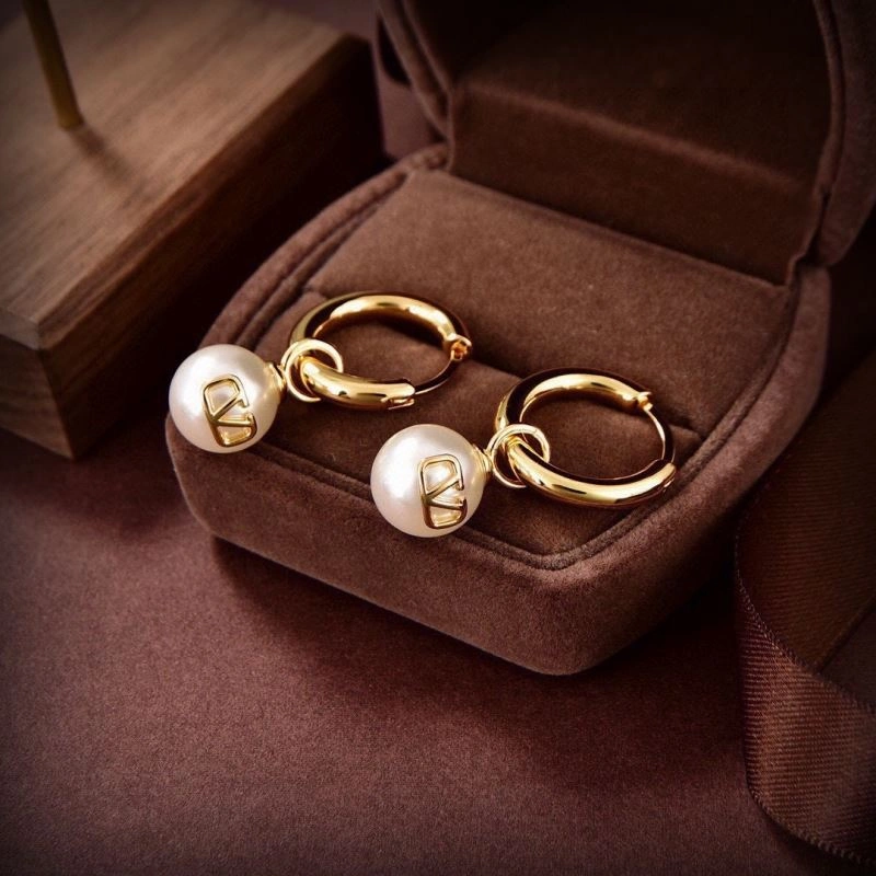 Valentino Earrings Sleek 213614