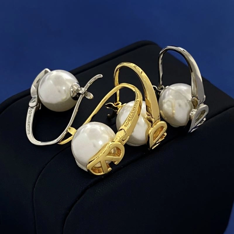 SmoothTexture Valentino Earrings 213210
