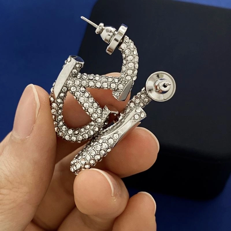 Versatile Valentino Earrings 213198
