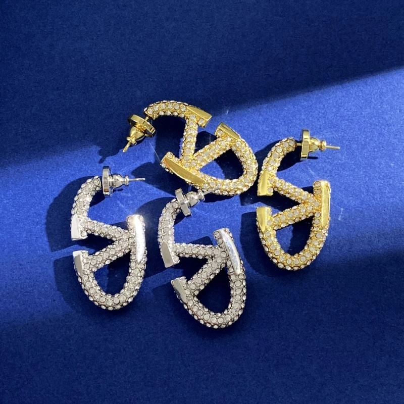 Versatile Valentino Earrings 213198