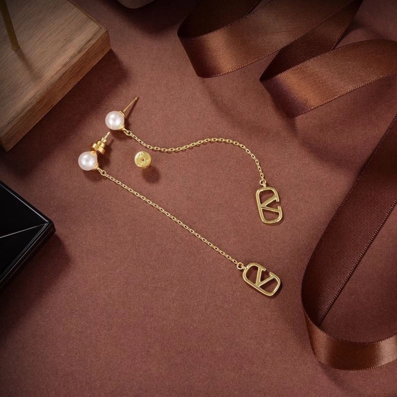 Comfortable Valentino Earrings 213201