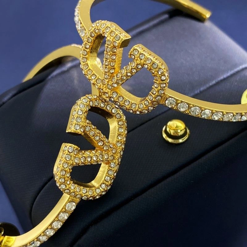 Valentino Earrings Reliable 214453