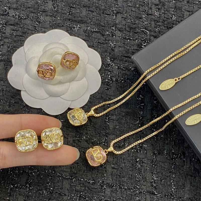 Packable Valentino Earrings 212820