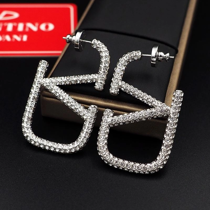 Comfortable Valentino Earrings 212807