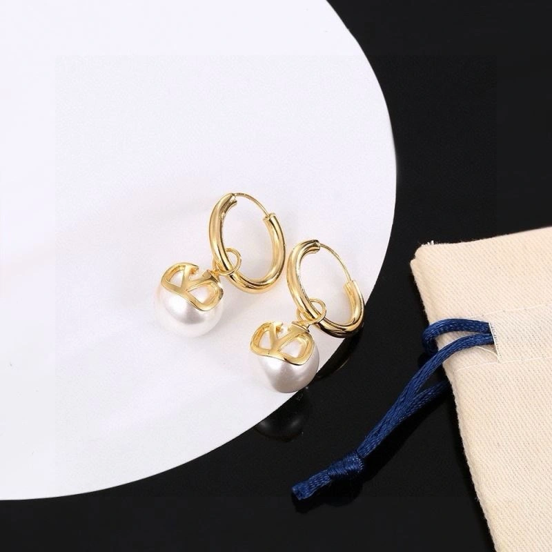 Valentino Earrings Trendsetting 212511