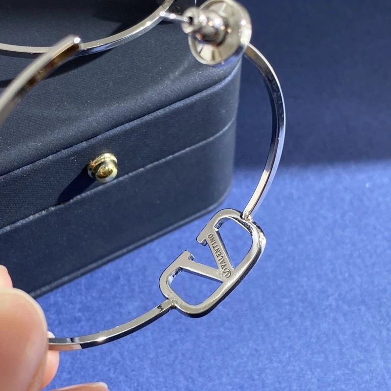 Valentino Earrings HighQuality 211651