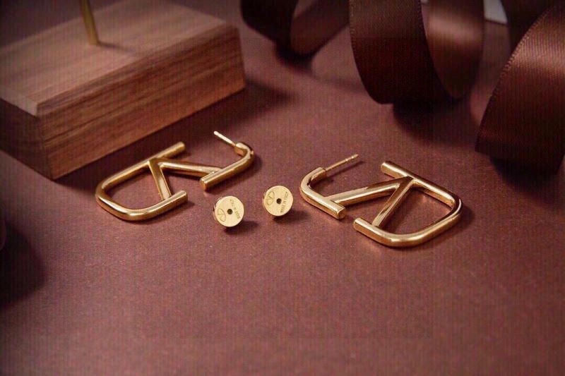 Valentino Earrings Comfortable 211045