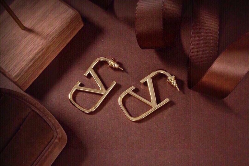 Valentino Earrings Comfortable 211045