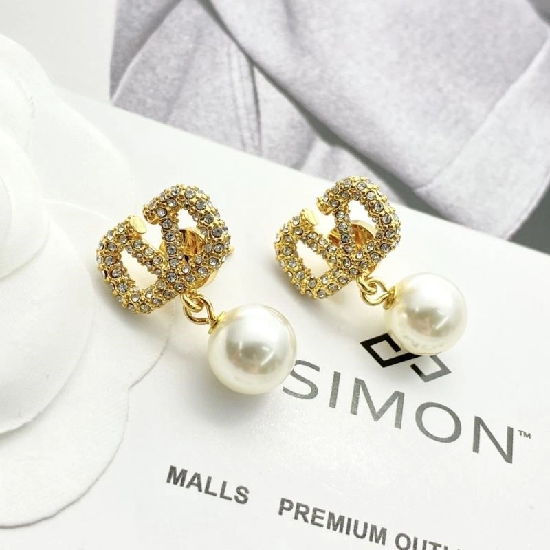 Chic Valentino Earrings 210333