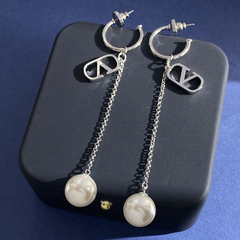 Durable Valentino Earrings 210331