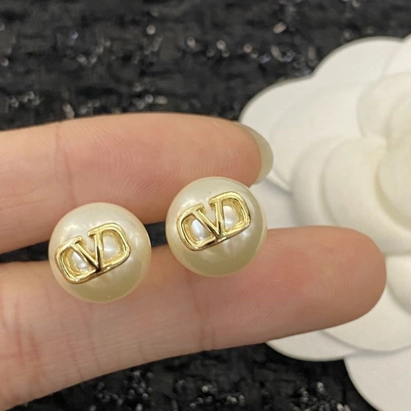 Valentino Earrings Cozy 210320