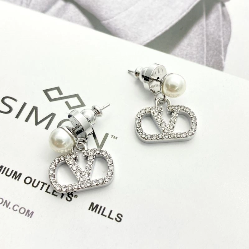 Valentino Earrings Elegant 210328