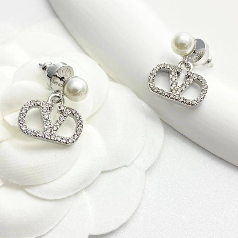 Valentino Earrings Elegant 210328